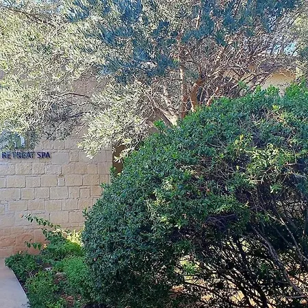 Townhouse, Seaview, Short Ways, Aphrodite Hills Apartment *