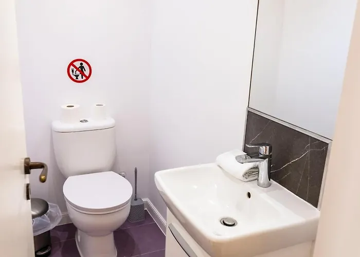 Townhouse, Seaview, Short Ways, Aphrodite Hills Apartmán *